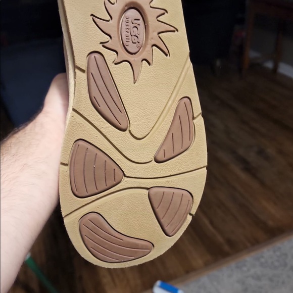 UGG boots. Size 7 - Picture 3 of 8